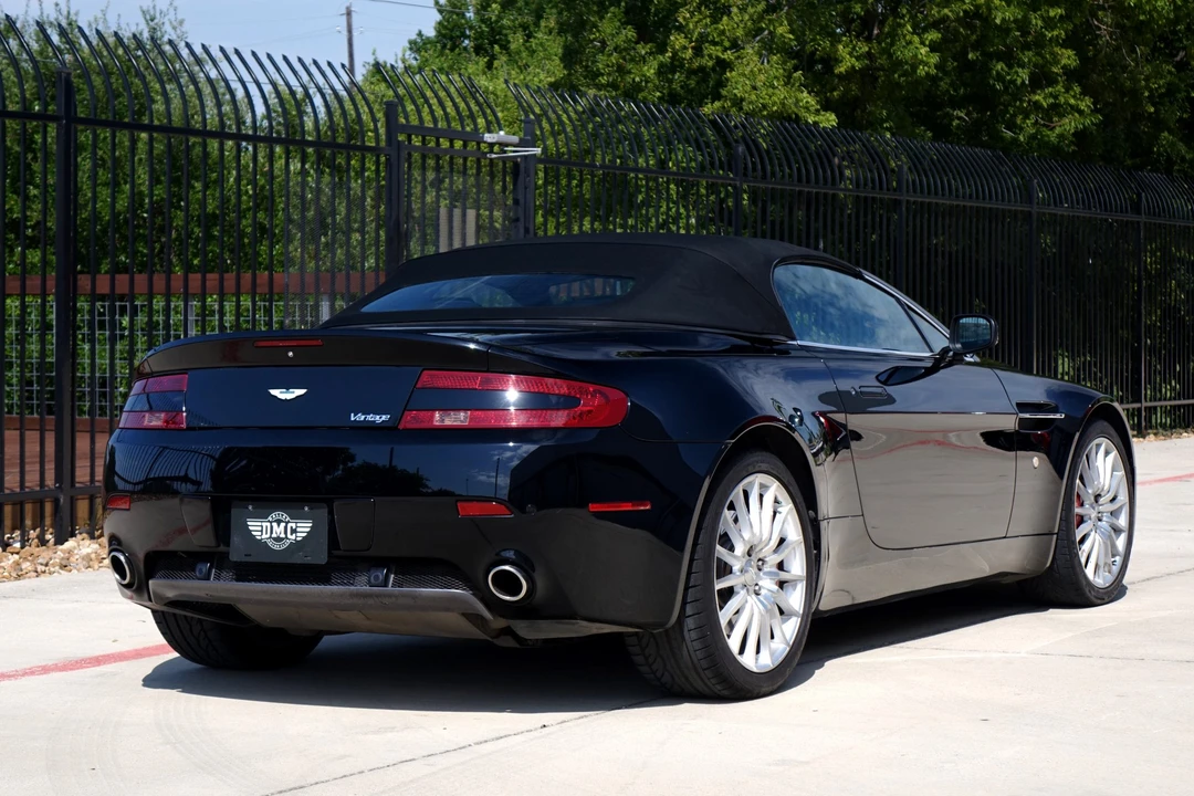 2008 Aston Martin V8 Vantage (2006-2017) - Image 17 of 31