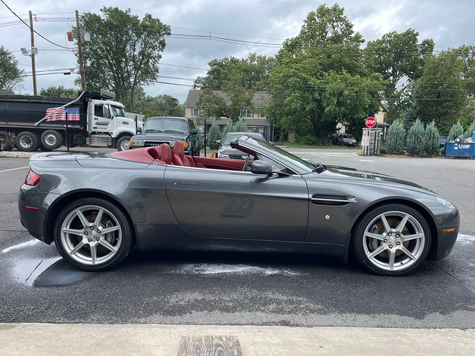 2008 Aston Martin V8 Vantage (2006-2017) - Image 11 of 31