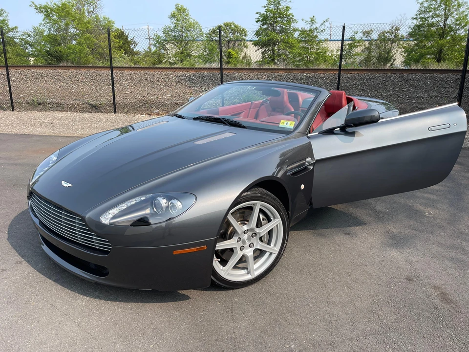 2008 Aston Martin V8 Vantage (2006-2017) - Image 22 of 31