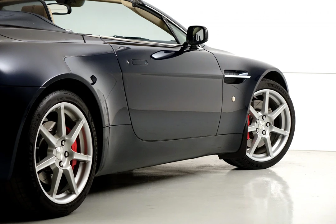 2008 Aston Martin V8 Vantage (2006-2017) - Image 22 of 31