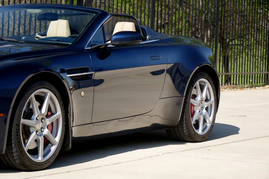 2008 Aston Martin V8 Vantage (2006-2017) - Image 19 of 31