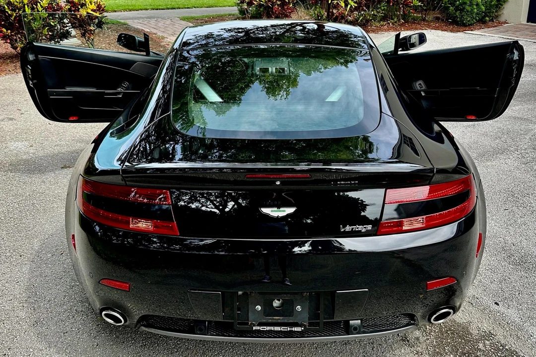 2008 Aston Martin V8 Vantage (2006-2017) - Image 9 of 31