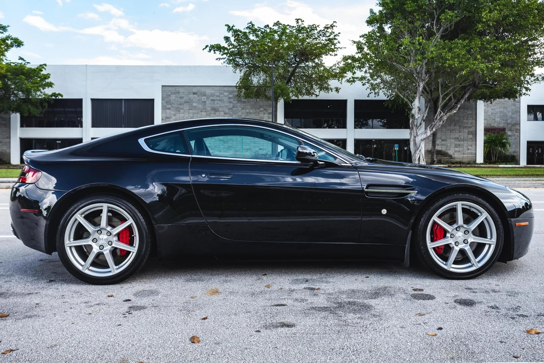 2008 Aston Martin V8 Vantage (2006-2017) - Image 3 of 31