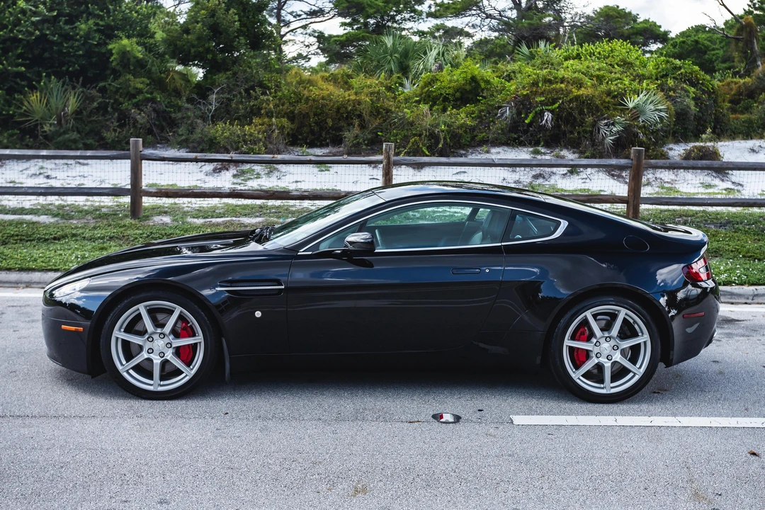 2008 Aston Martin V8 Vantage (2006-2017) - Image 8 of 31