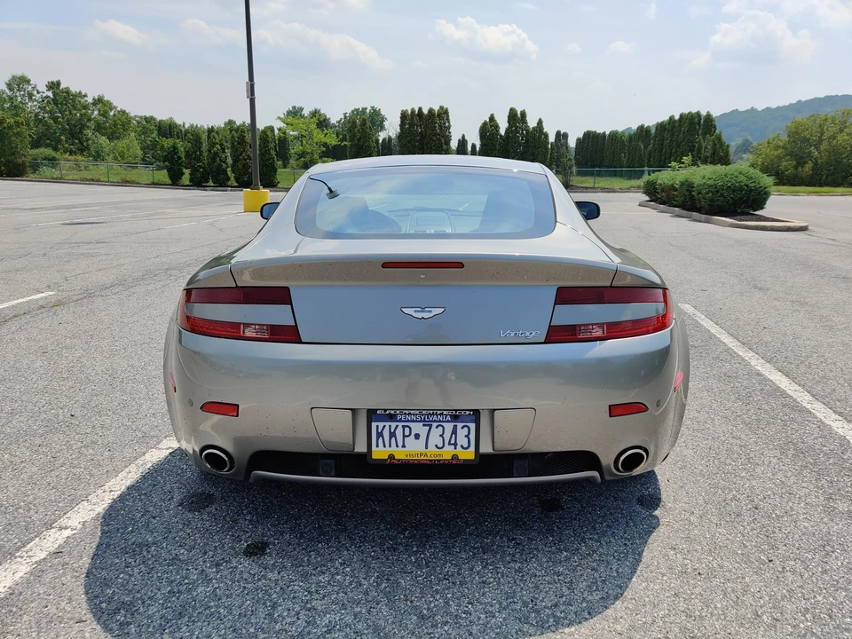 2008 Aston Martin V8 Vantage (2006-2017) - Image 11 of 31