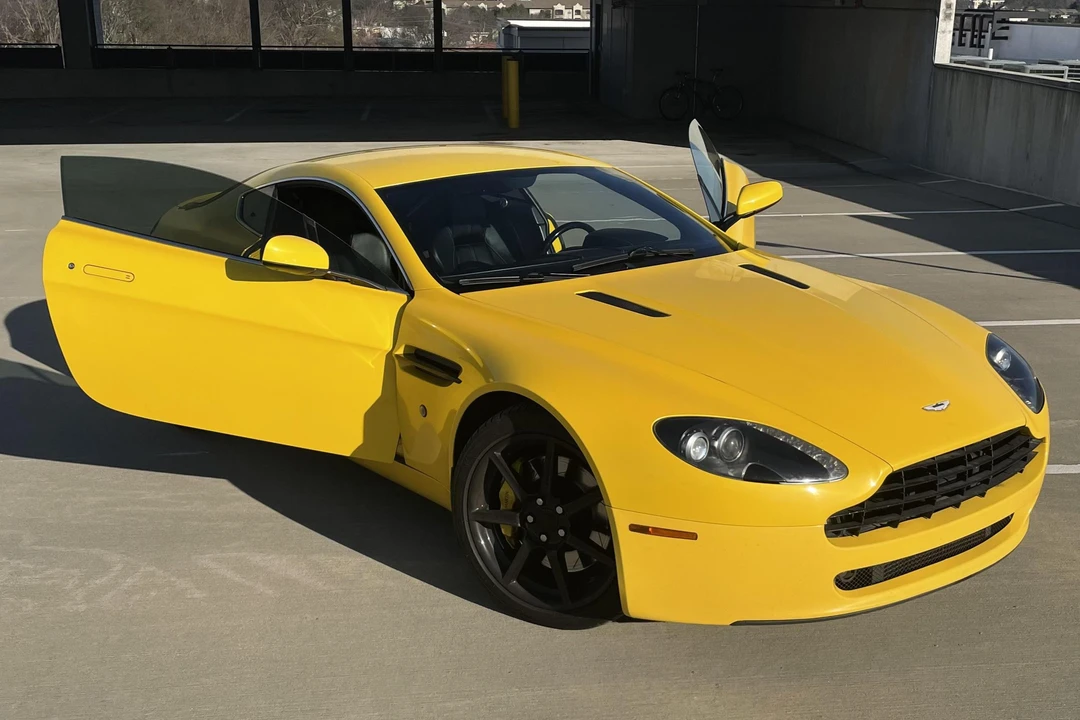 2008 Aston Martin V8 Vantage (2006-2017) - Image 10 of 30