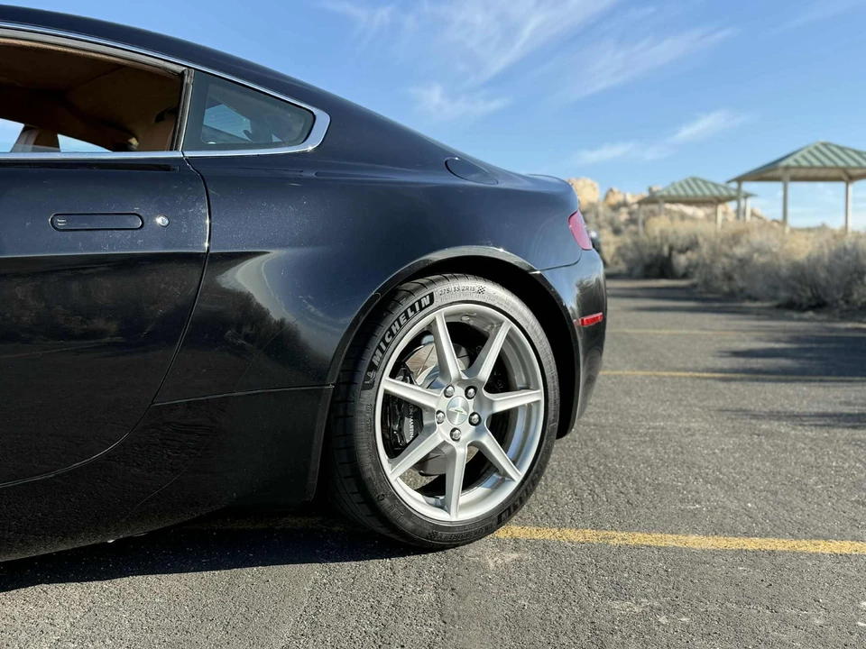 2008 Aston Martin V8 Vantage (2006-2017) - Image 23 of 31