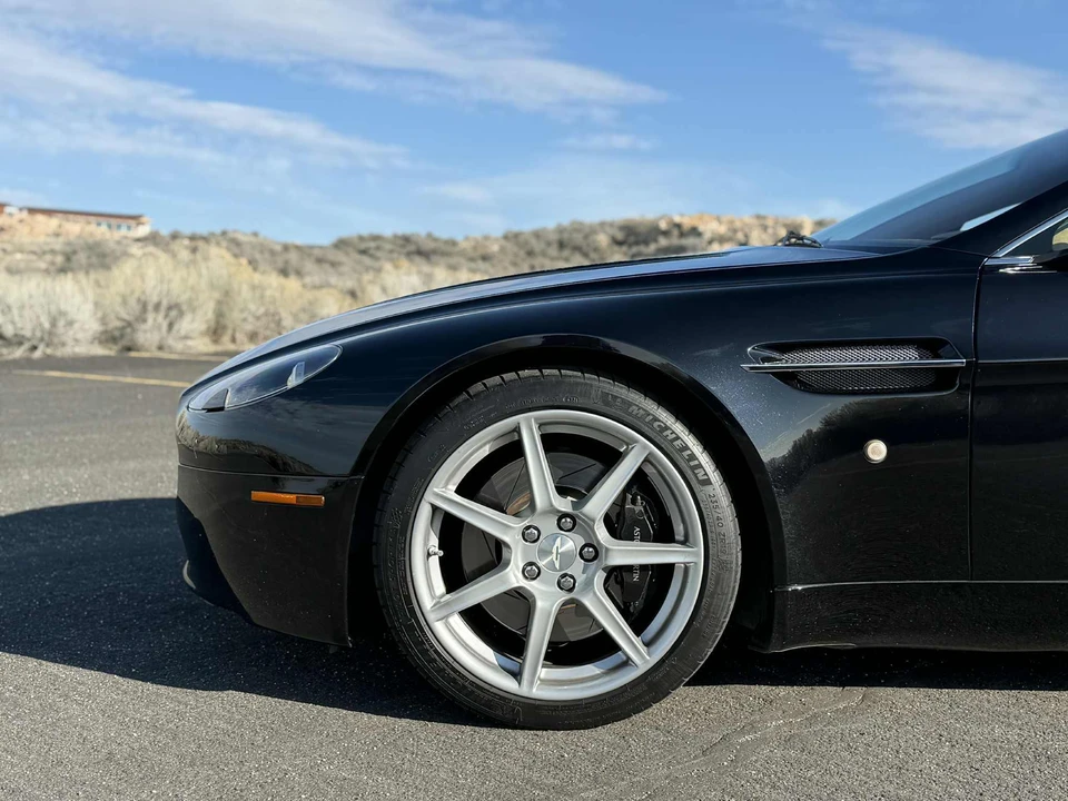 2008 Aston Martin V8 Vantage (2006-2017) - Image 31 of 31