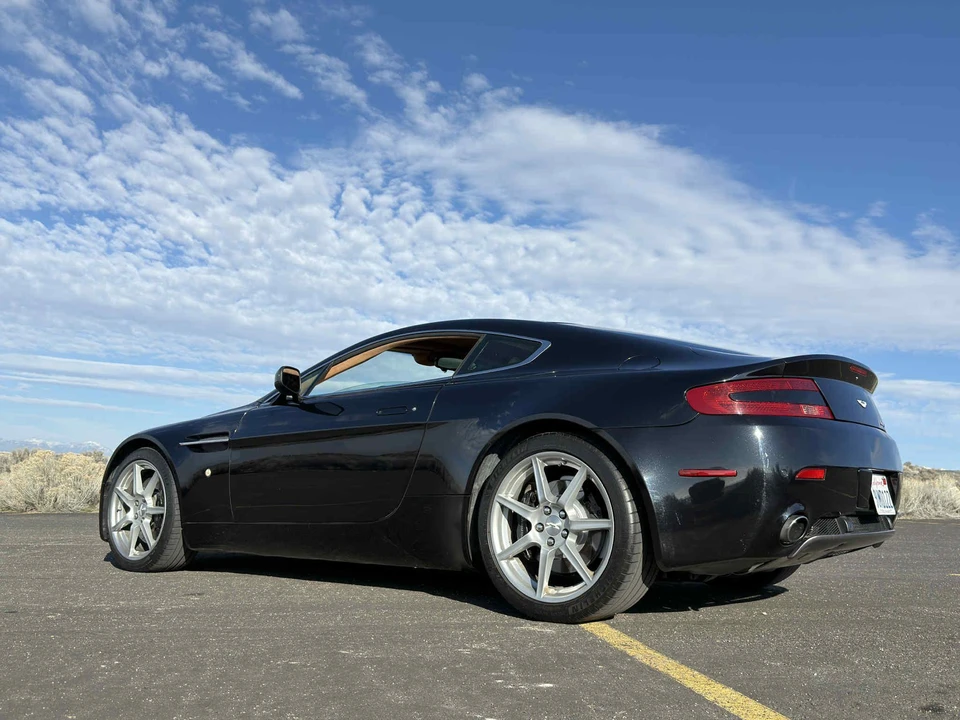 2008 Aston Martin V8 Vantage (2006-2017) - Image 9 of 31