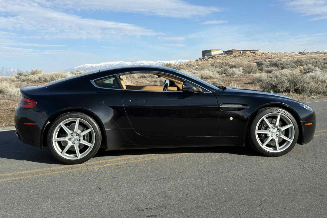 2008 Aston Martin V8 Vantage (2006-2017) - Image 3 of 31