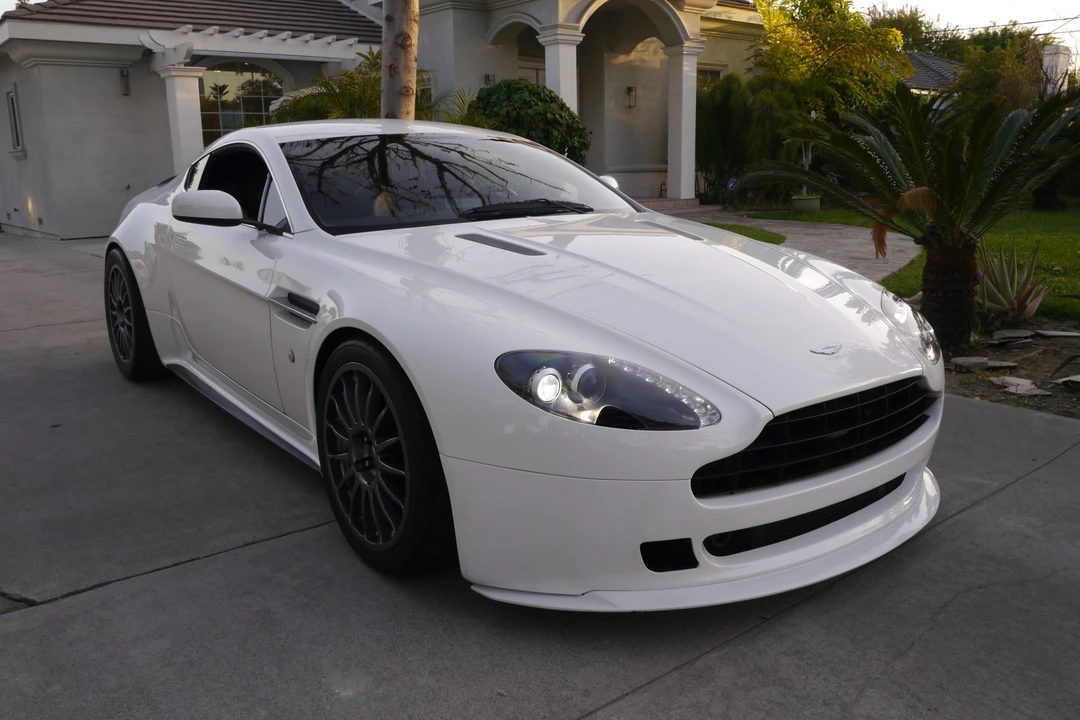 2008 Aston Martin V8 Vantage (2006-2017) - Image 9 of 31