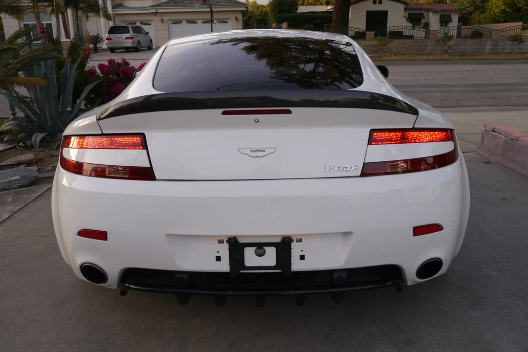 2008 Aston Martin V8 Vantage (2006-2017) - Image 13 of 31