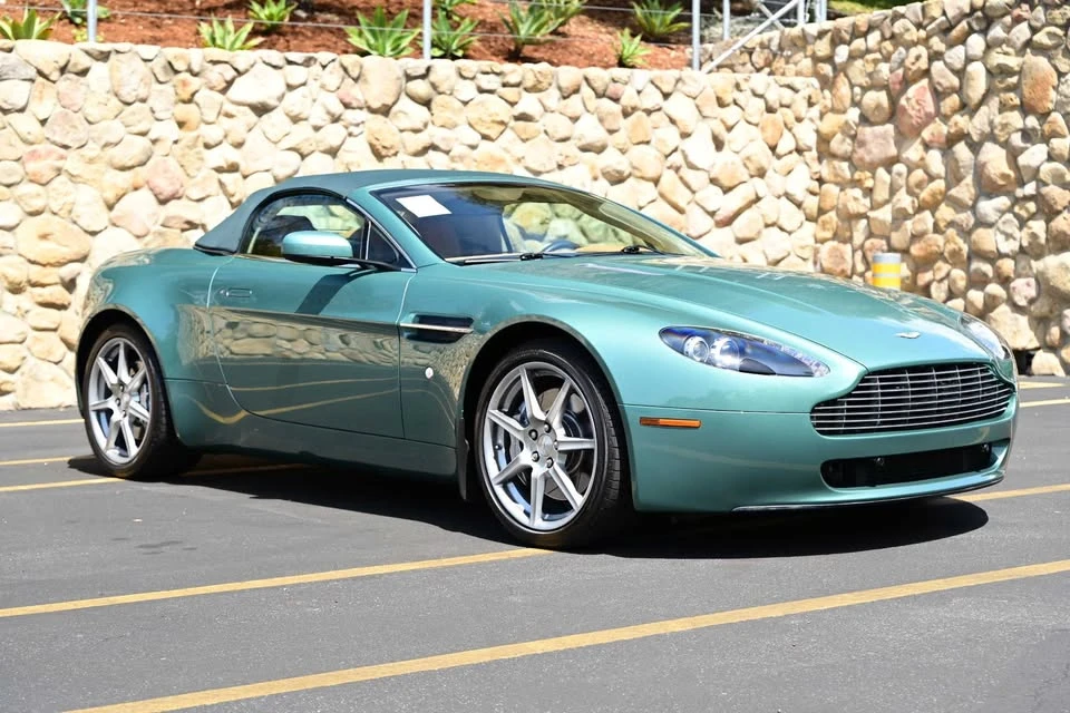 2008 Aston Martin Vantage - Image 10 of 20
