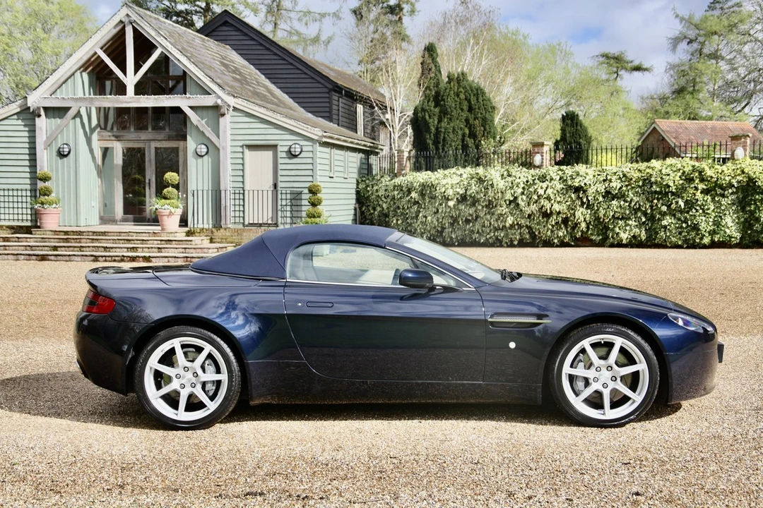 2008 Aston Martin V8 Vantage (2006-2017) - Image 22 of 30