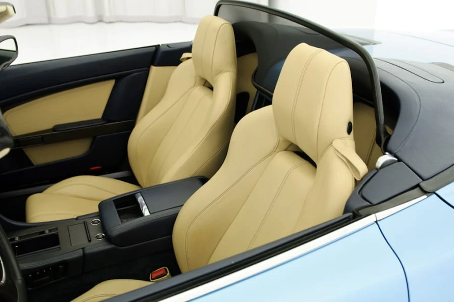 2008 Aston Martin V8 Vantage (2006-2017) - Image 5 of 8
