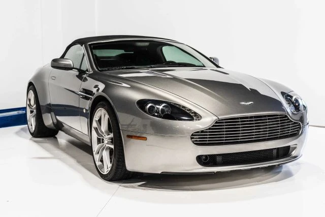 2008 Aston Martin V8 Vantage (2006-2017) - Image 9 of 12