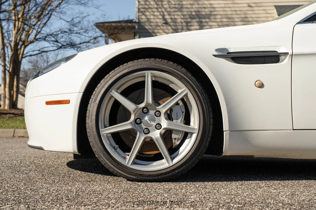 2008 Aston Martin V8 Vantage (2006-2017) - Image 4 of 12