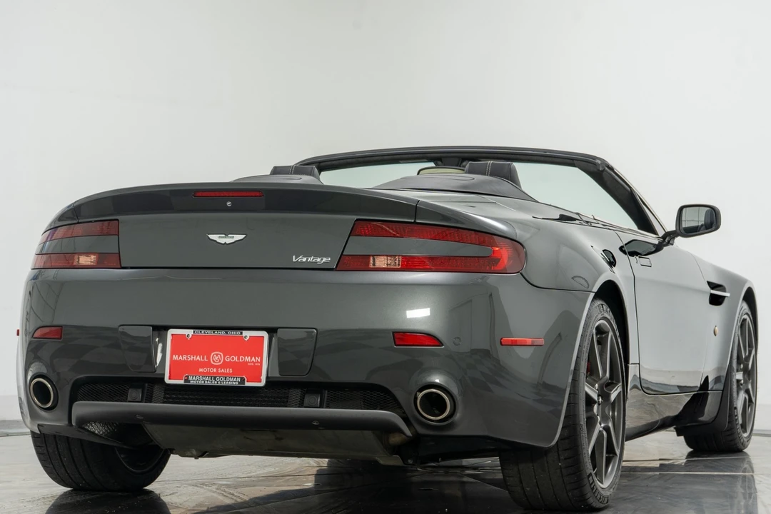 2008 Aston Martin V8 Vantage (2006-2017) - Image 9 of 12