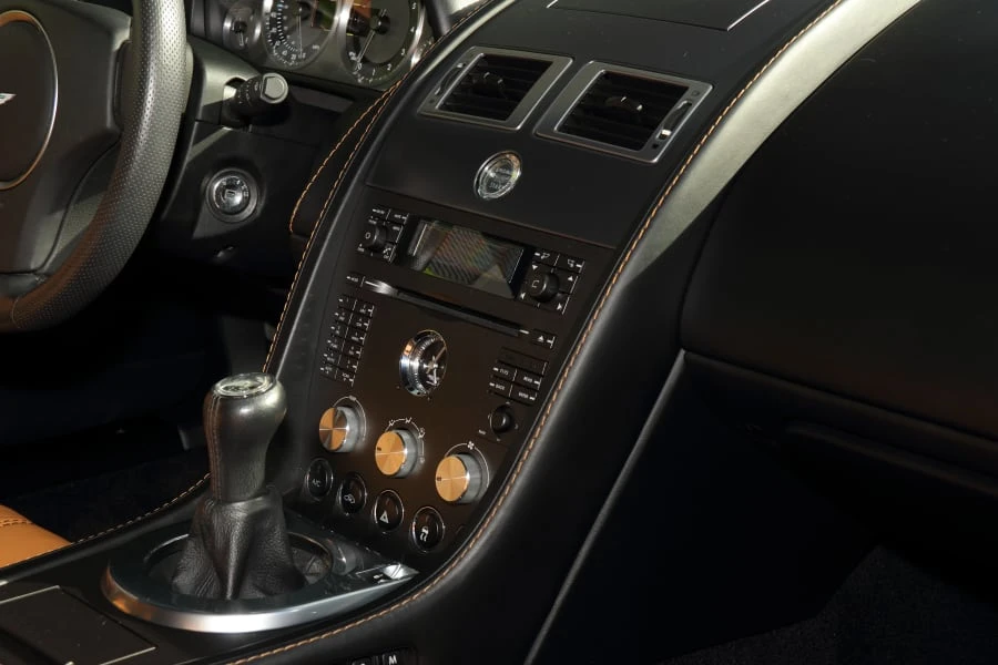 2008 Aston Martin V8 Vantage (2006-2017) - Image 17 of 24