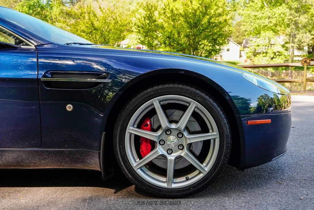 2008 Aston Martin V8 Vantage (2006-2017) - Image 11 of 12