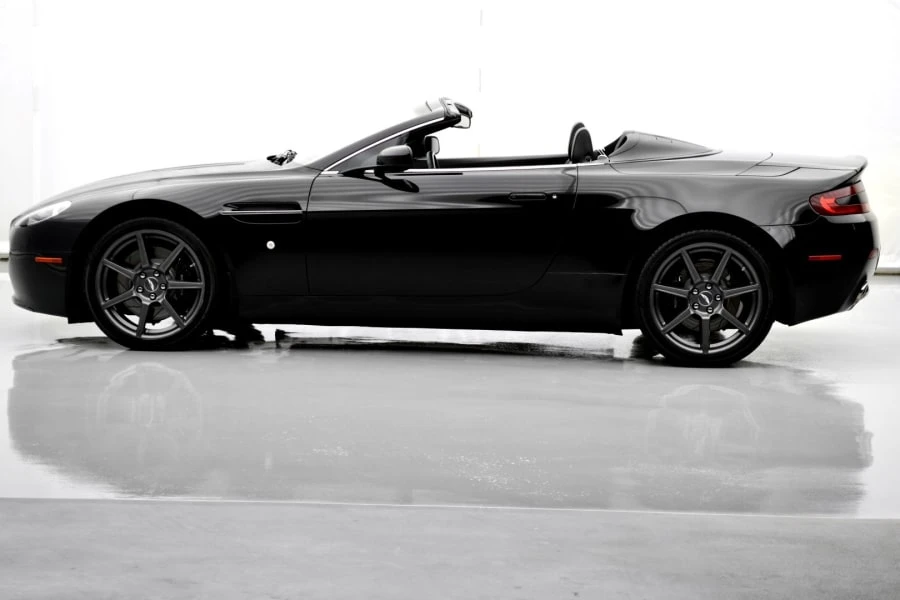 2008 Aston Martin V8 Vantage (2006-2017) - Image 2 of 10