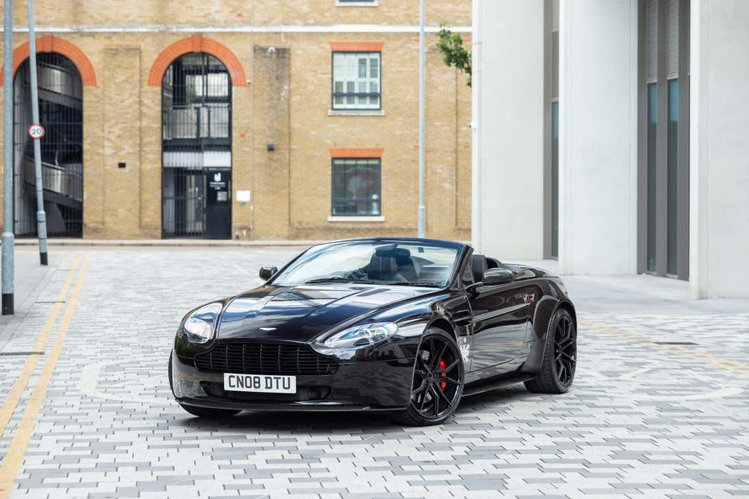 2008 Aston Martin V8 Vantage (2006-2017) - Image 17 of 30