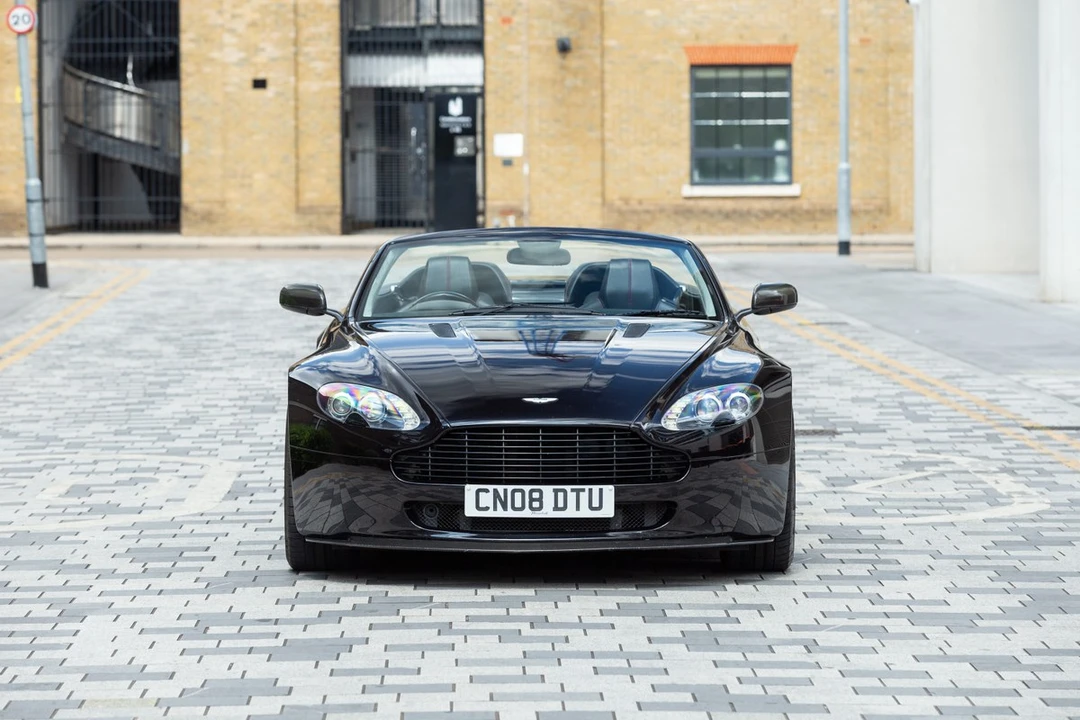 2008 Aston Martin V8 Vantage (2006-2017) - Image 10 of 30