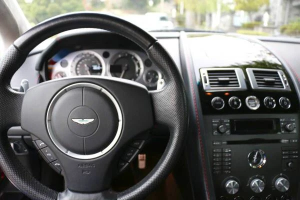 2008 Aston Martin Vantage - Image 8 of 9