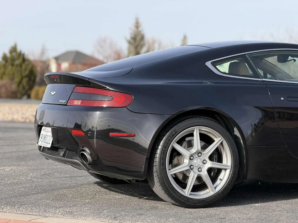 2008 Aston Martin V8 Vantage (2006-2017) - Image 5 of 21
