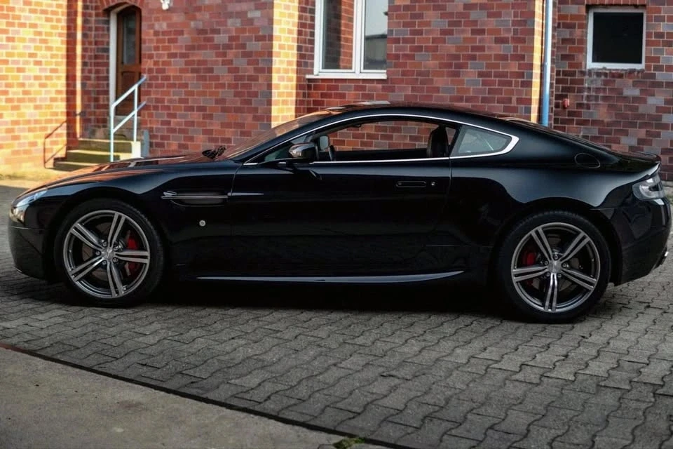2008 Aston Martin V8 Vantage (2006-2017) - Image 3 of 9