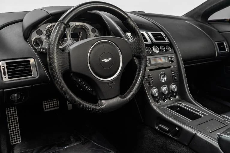 2008 Aston Martin V8 Vantage (2006-2017) - Image 8 of 12