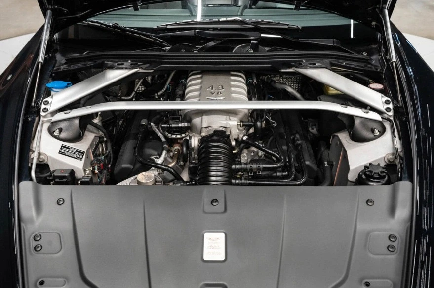 2008 Aston Martin V8 Vantage (2006-2017) - Image 8 of 8