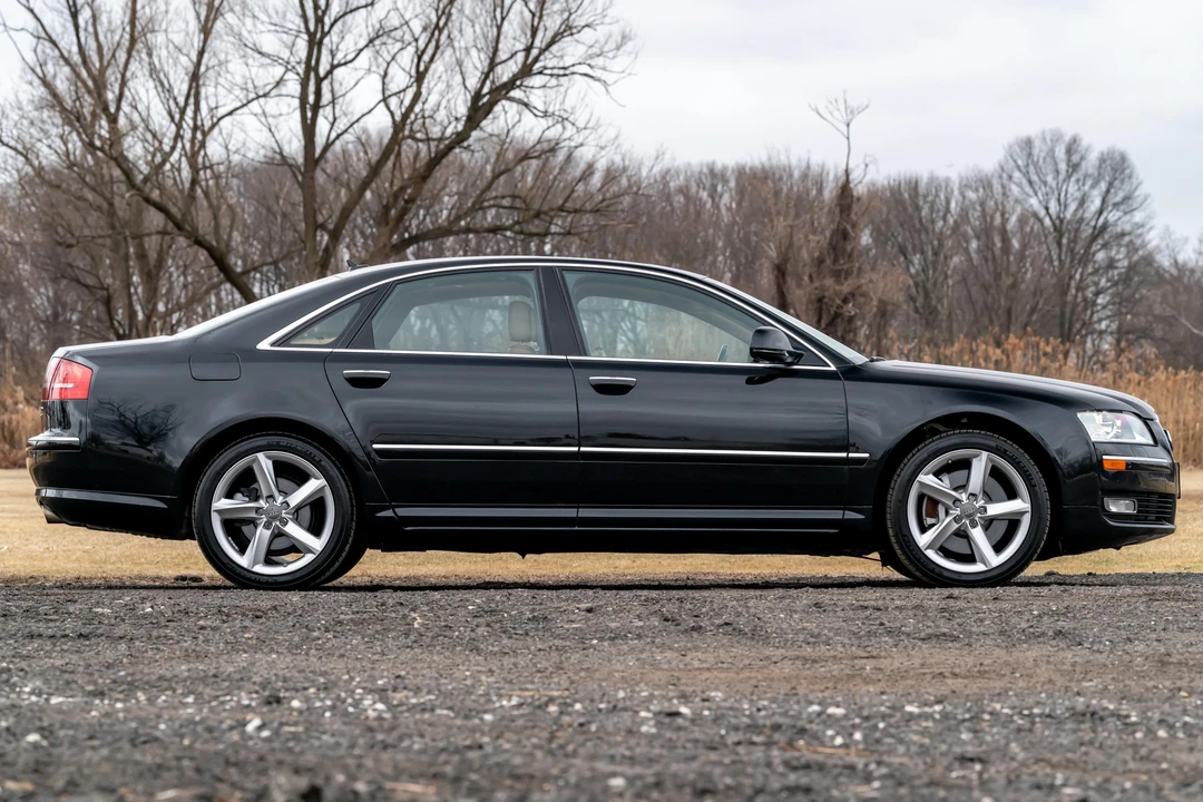 2008 Audi D3 A8 - Image 3 of 31