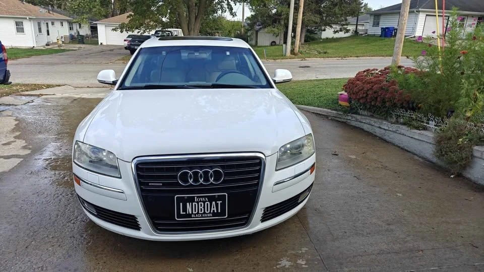 2008 Audi D3 A8 - Image 2 of 11