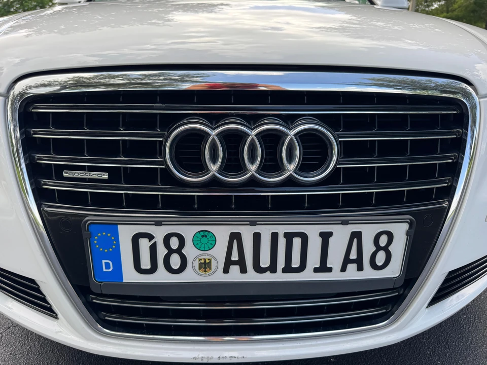 2008 Audi D3 A8 - Image 10 of 31