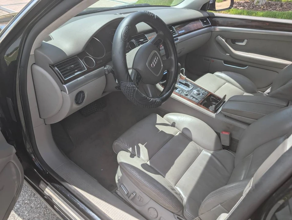 2008 Audi D3 A8 - Image 4 of 8