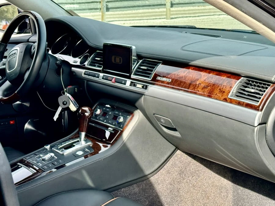 2008 Audi D3 A8 - Image 9 of 18