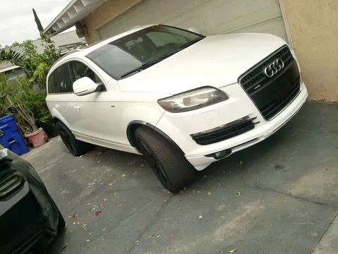 2008 Audi Q7 TDI Quattro Premium Sport Utility 4D