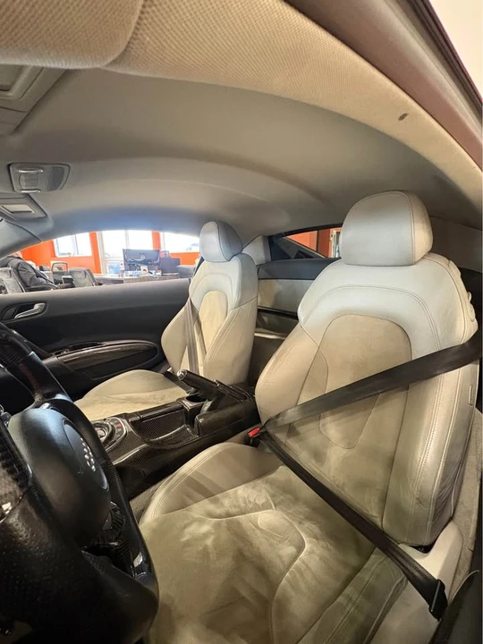 2008 Audi 42 R8 - Image 10 of 11
