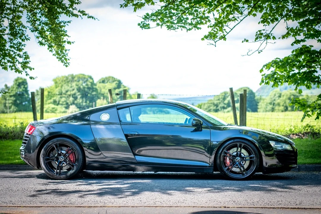 2008 Audi 42 R8 - Image 2 of 31