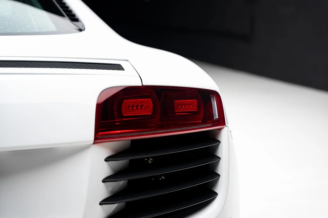 2008 Audi 42 R8 - Image 29 of 31