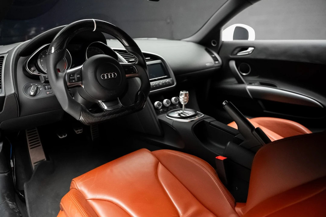 2008 Audi 42 R8 - Image 2 of 31