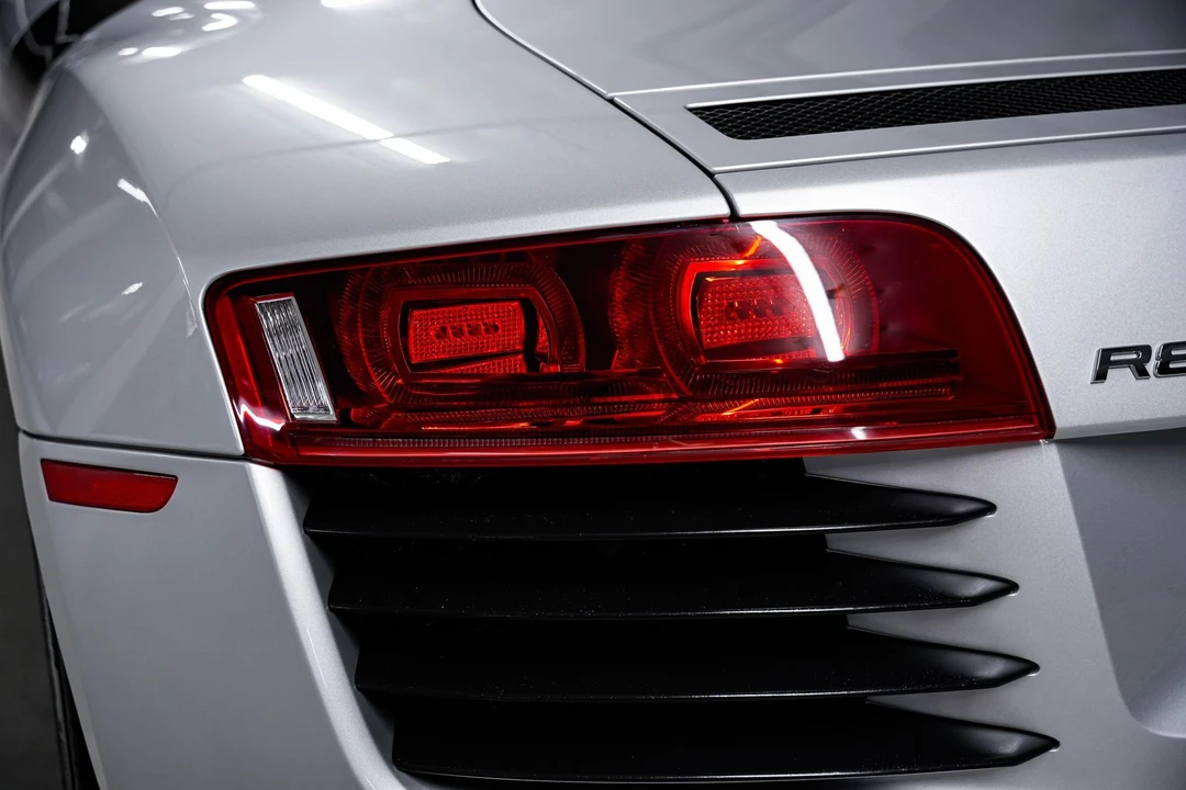 2008 Audi 42 R8 - Image 29 of 31