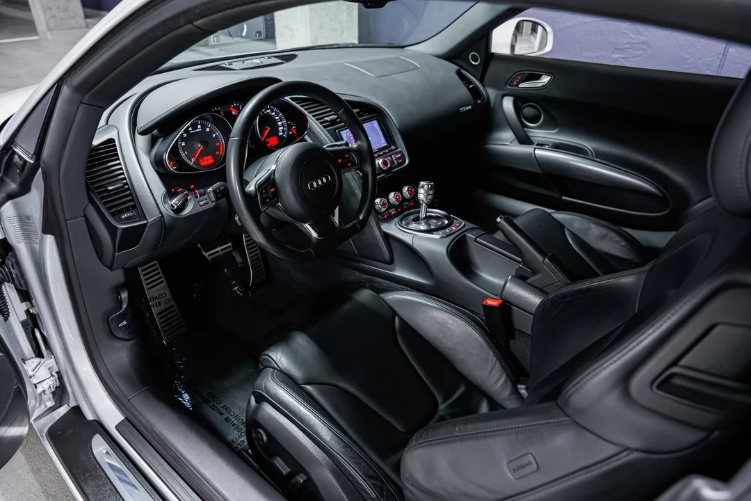 2008 Audi 42 R8 - Image 9 of 31
