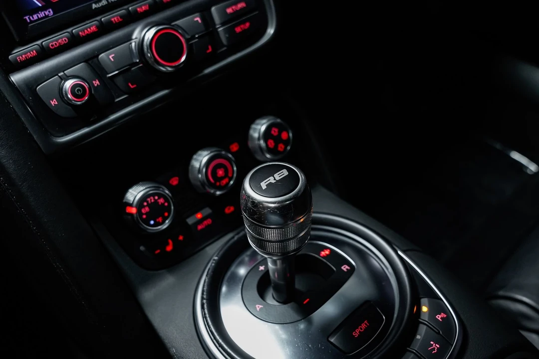 2008 Audi 42 R8 - Image 15 of 31