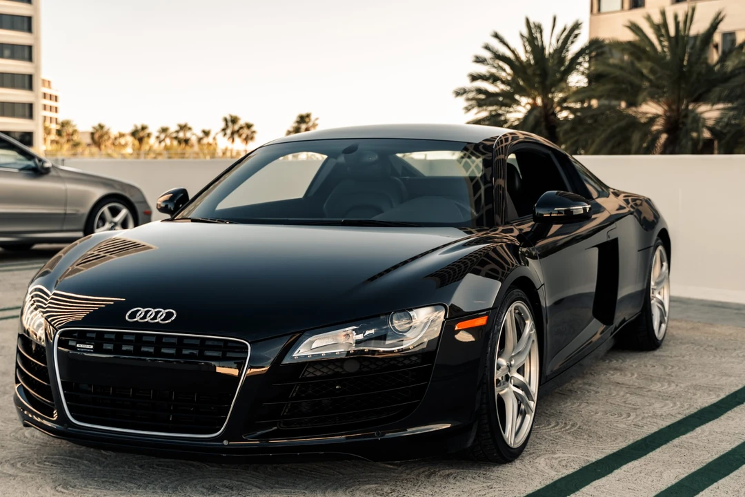 2008 Audi 42 R8 - Image 2 of 31
