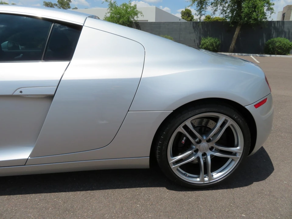 2008 Audi 42 R8 - Image 26 of 31