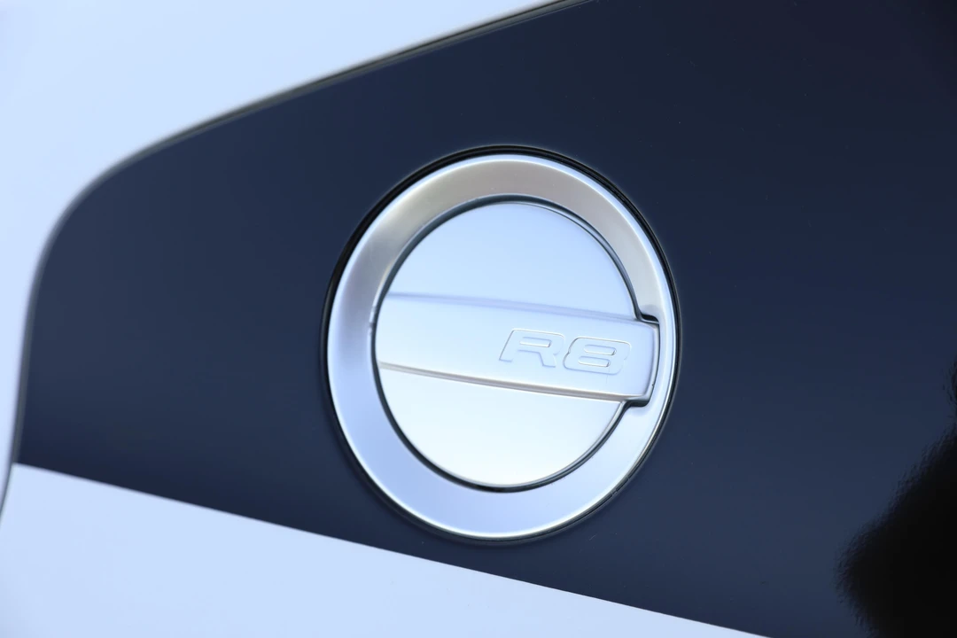 2008 Audi 42 R8 - Image 25 of 31