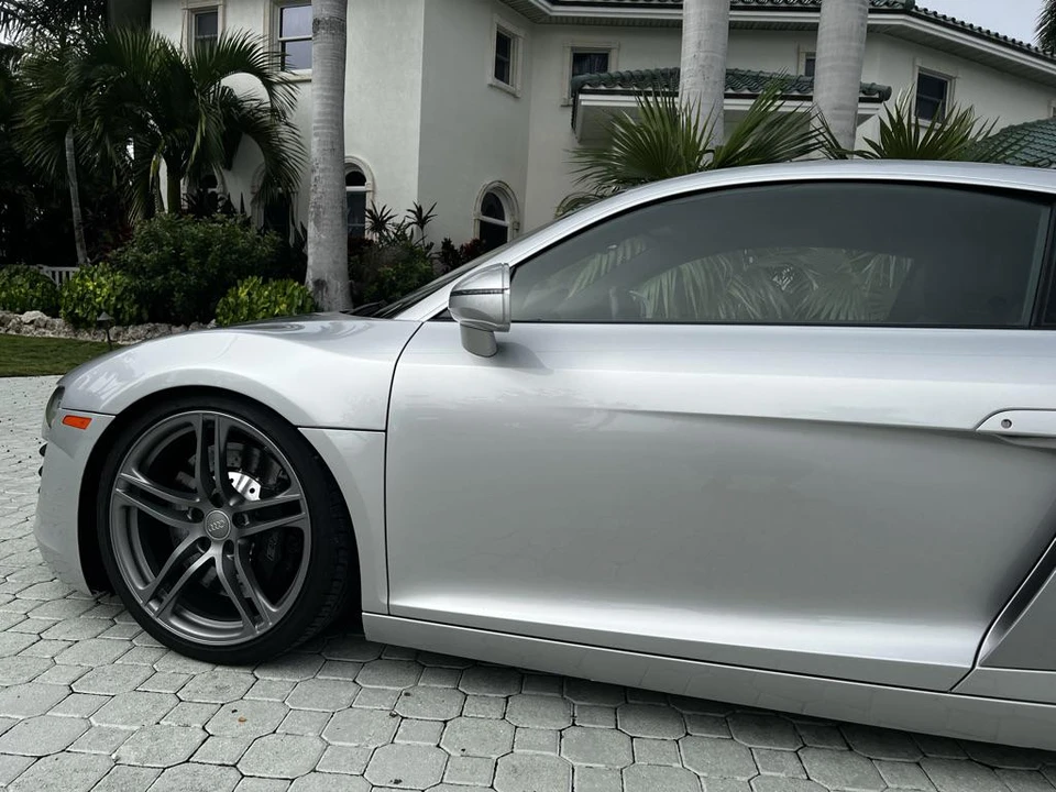 2008 Audi 42 R8 - Image 24 of 31