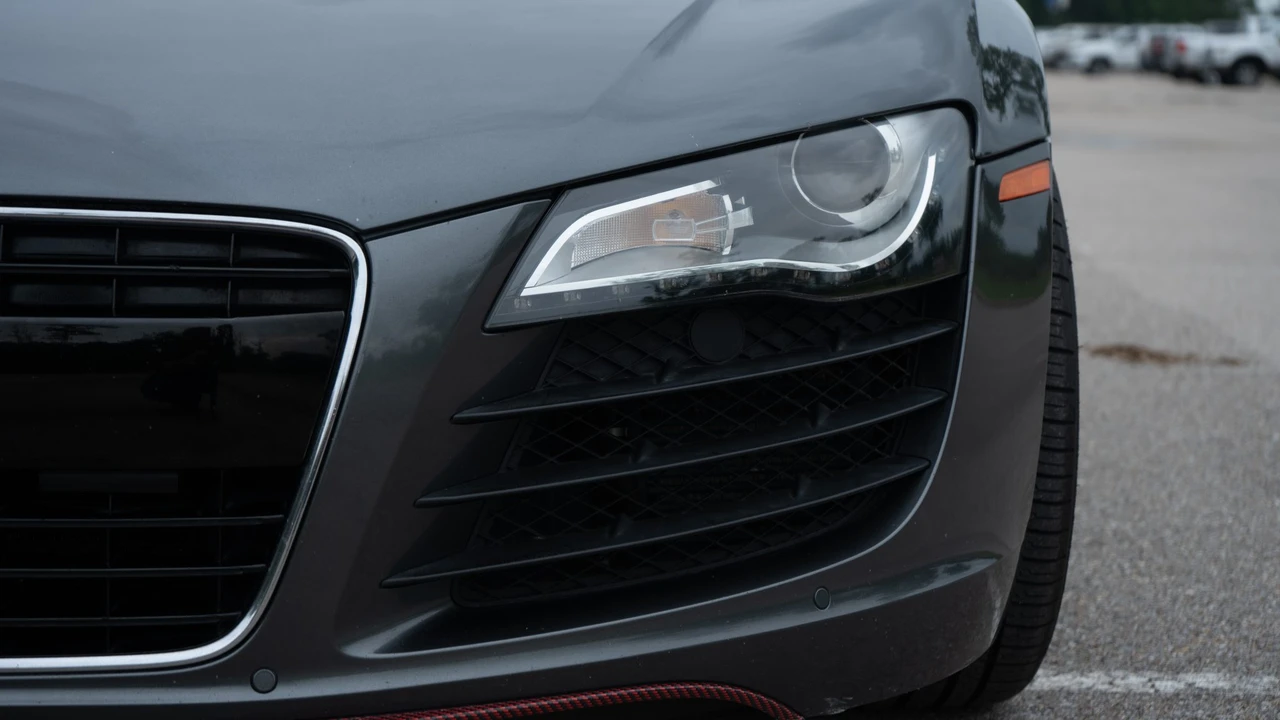 2008 Audi 42 R8 - Image 13 of 31